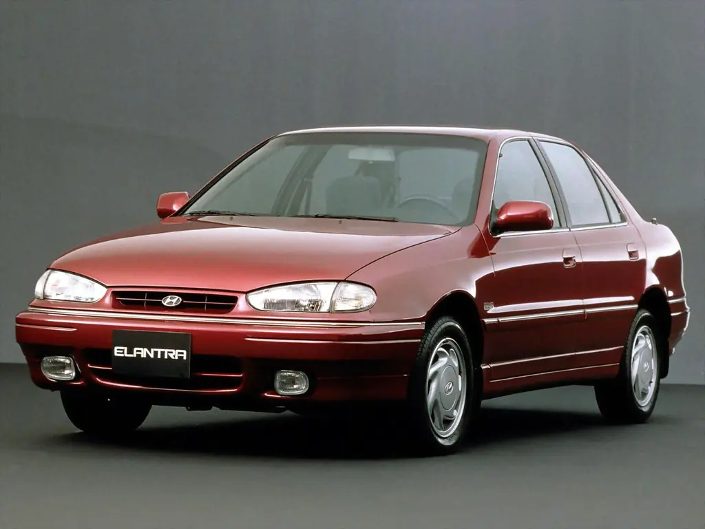 Hyundai Elantra (J1) 1 поколение, рестайлинг, седан (09.1993 - 02.1995)